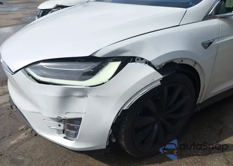 2018 Tesla Model X 100D/75D/P100D from USA, damaged, VIN 5YJXCBE22JF142767